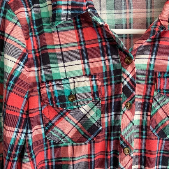 Colorful Plaid Top - Picture 2 of 3